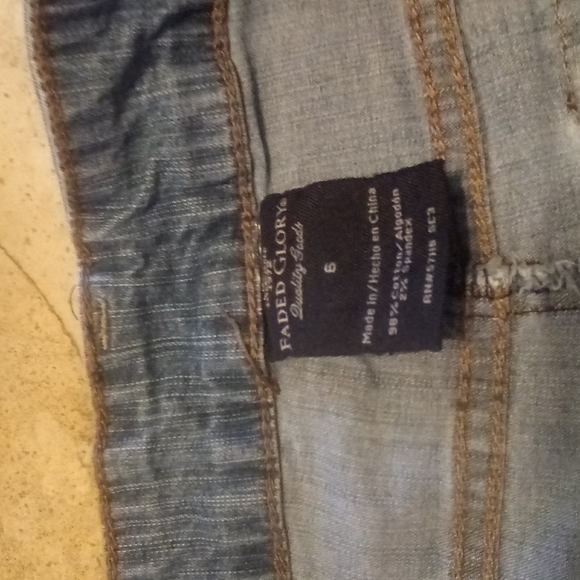 Faded Glory Shorts womans size 6 - Picture 5 of 9